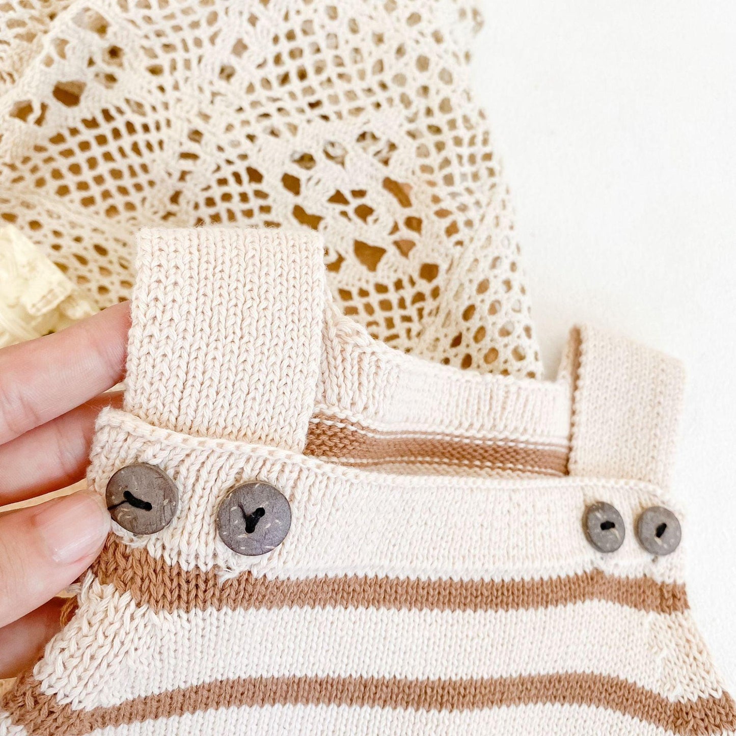 Knitted woolen jumpsuit for babies and infants - Babyblush